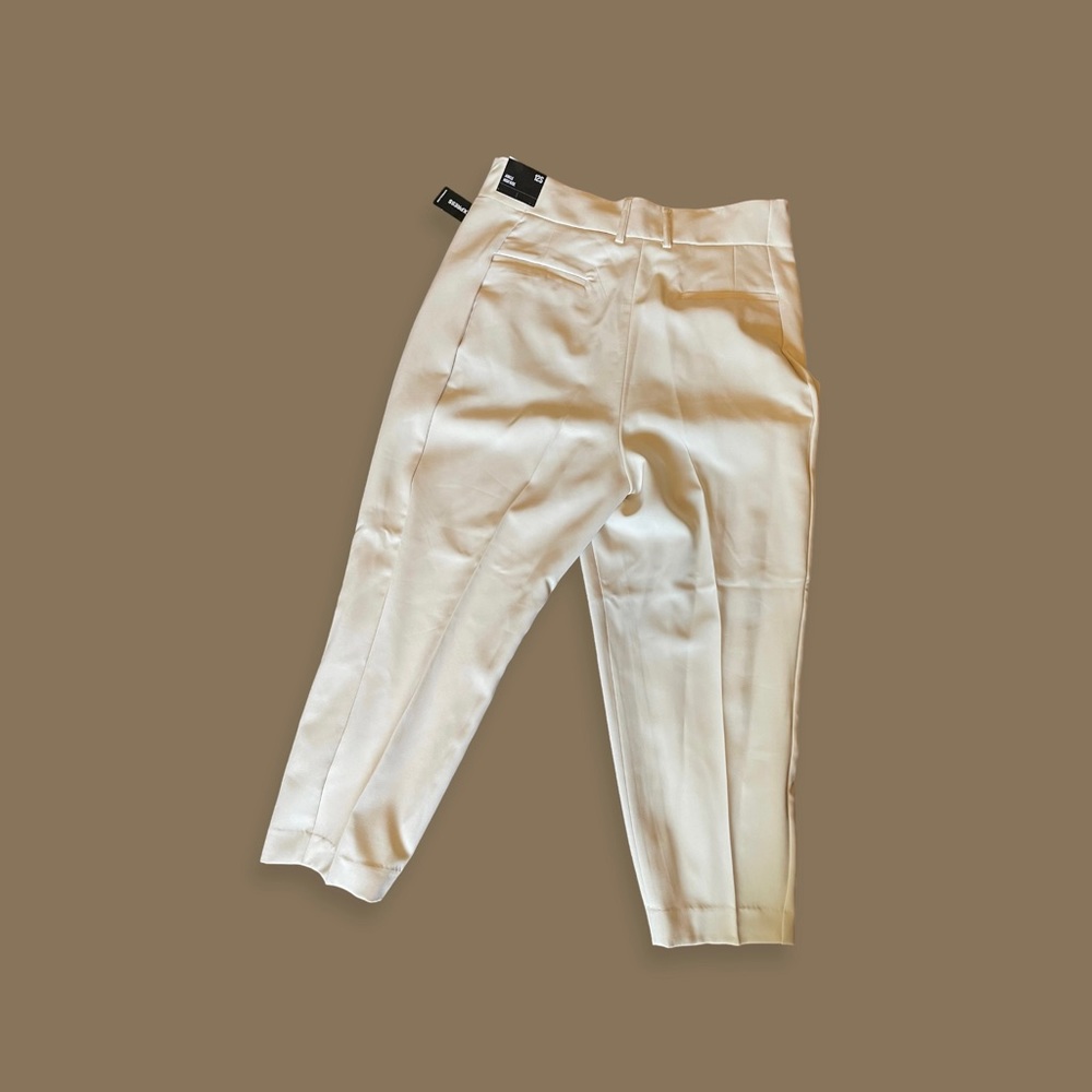 Express ankle pants in cream, size 12 short nwt